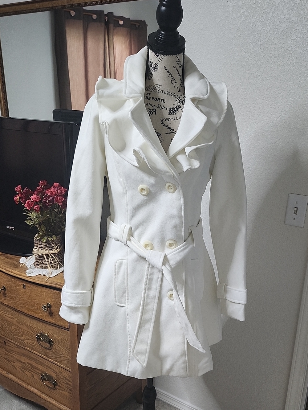 Miss London White Ruffle-Collar Double-Breasted Wool Blend Coat